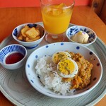 토우보우유우 카페 Cafe stand tOt