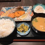 めしと純米別邸 二条市場 でめきん - 