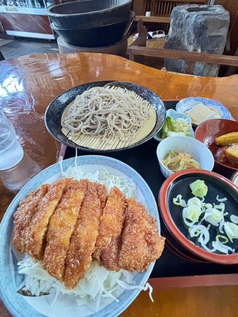 御殿場茶屋 - 会津坂本（そば）の写真