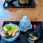 大助 寿し - 三色丼＆特上ちらし