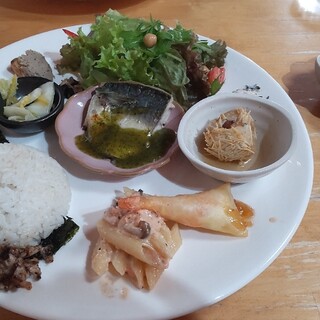 カフェプラスドット_1