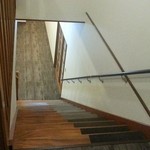 メゾンドブラン - 我が家のワンコはこの階段降りられますが登るのに大苦戦（苦笑）