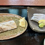 さるかに合掌亭 - 太刀魚三味定食(さしみ、焼き)