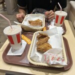 ケンタッキーフライドチキン 美東泡瀬店 - 