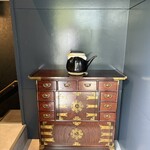 HOSEKI - 入口の壺