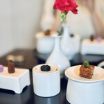 HOSEKI - タグアサン
      宮廷韓菓子と韓国伝統を楽しむ「お茶会」。
      韓国宮廷ティータイム