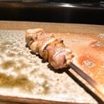 炭割烹 新谷 - 熊野地鶏もも塩 ◎