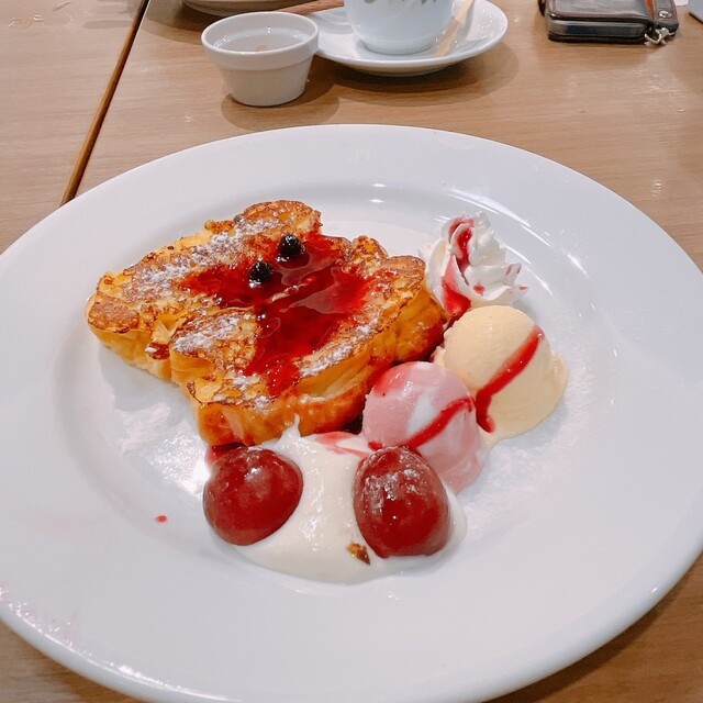 Denny's Takenotsuka Ten