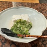 ぼるた - 南禅寺豆腐にキュウリ、なす、ミョウガを細かく刻んだもの
