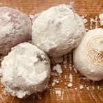 よし乃 - 羽二重焼き芋大福　羽二重豆大福　羽二重栗大福