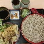 味奈登庵 - 2014' 11/6 舞茸天丼セット５００円