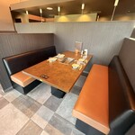 焼肉レストラン 米内 - 内観