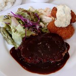 Bambi Yotsuya Ten - Wagyu Hamburg Steak and Crab Cream Croquette