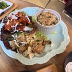 韓国料理ホンデポチャ - カンジャンケジャンとヤンニョムケジャンのハーフ＆ハーフ