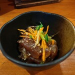 たたき亭 - お通し（鰹ユッケ）