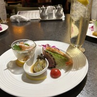 廣東料理 民生 ヒルトンプラザウエスト店 - 