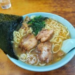 ラーメン 三和 - 