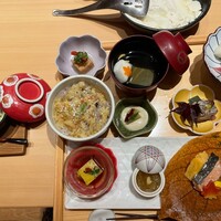 豆富料理と吟醸せいろ蒸し 八かく庵 大阪ステーションシティ店 - 