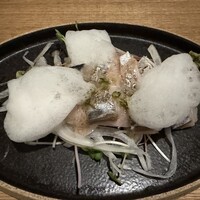 恵比寿ビストロ 猫も杓子も - 鰆のカルパッチョ  フレンチ生七味仕立て