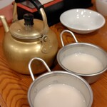 辰家 - 生マッコリ ボトル 1,595円