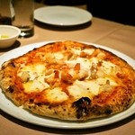 IL BAMBOLINO - 2014.11 小海老とマスカルポーネチーズのピッツァ（1,600円）
