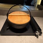 和牛料理 蓮 - 蓮の看板鍋 和牛鶏炊き鍋