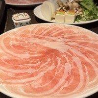 しゃぶしゃぶ ちり禅 - 大和豚しゃぶ肉と野菜盛
                    