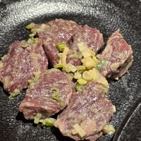 ホルモン焼肉 富や 栄店 - 