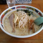 味噌カレー牛乳ラーメン(アップ)