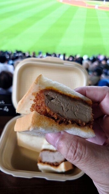 ルスツ羊蹄ぶた エスコンフィールドHOKKAIDO店 - 北広島/とんかつ