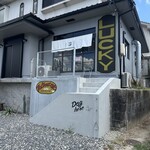 LUCKY - 外観写真: