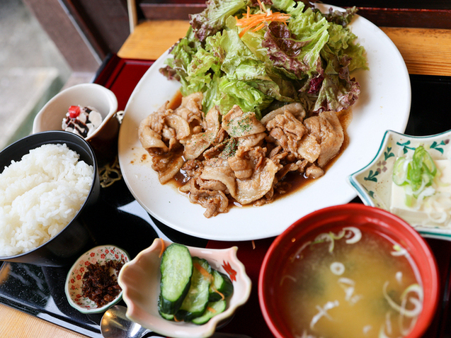 つきみち涌谷 | 宮城県のハンバーグ専門店