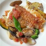 小笠原産レンコダイのポアレ