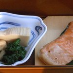 花山椒 - 焼魚と煮物