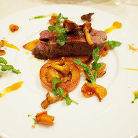 キュイエット - ワインビーフのフィレ肉と広瀬柿とのマリアージュ(4650円のコースにプラス1950円)