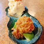 心技体酒場 - なめ茸アボカドも真似したい。さっぱりしながらもアボカドのしっかりした旨みとなめ茸の塩っぱさが幸せ