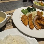 ステーキやるじゃん - 