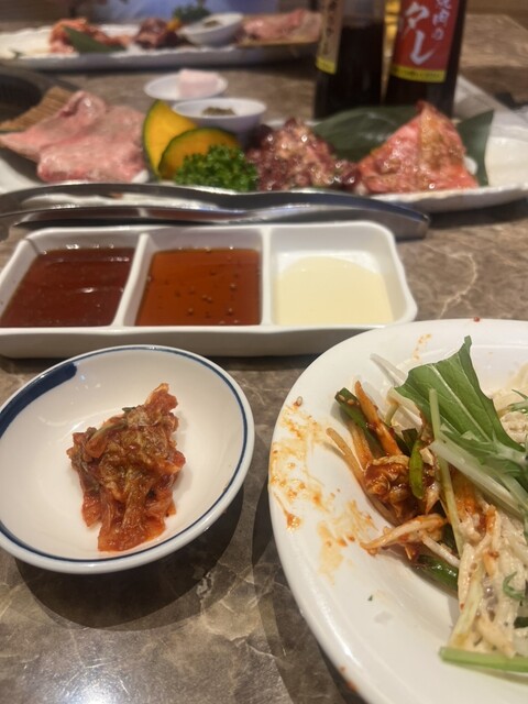 徳寿 苫小牧店 - 苫小牧（焼肉）