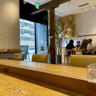 イケビズカフェ_2