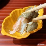 323623401 - 紅ずわいがにを蟹みそとともに