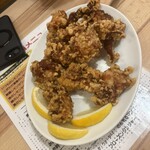 餃子食堂マルケン - 鶏唐揚げ