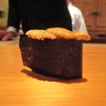 鮨 さかい - 紫海胆(北海道)