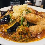 鷹の爪 - 三塁側