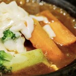 ホットスプーン - 野菜牛すじ煮込みカレー＋焼きチーズトッピング