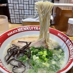 めんくいや - にゅん