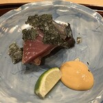 ひとつ - かつおタタキ 酒盗マヨネーズ