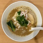 中華蕎麦 はる - 濃厚白湯魚介蕎麦(900円)