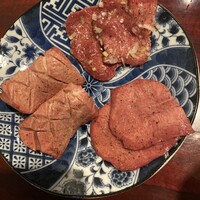 焼肉ギュウミー - 