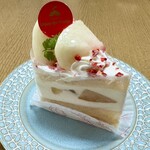 お菓子工房 ポンデフリュイ - 料理写真:桃のショートケーキ