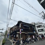 土手の伊勢屋 - 外観